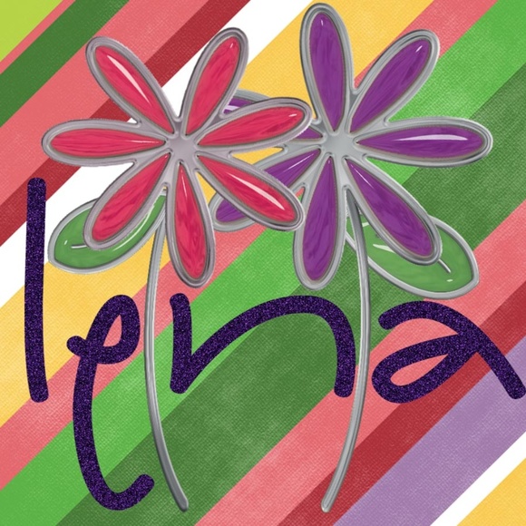 Meet your Posher, Lena - Picture 2 of 2